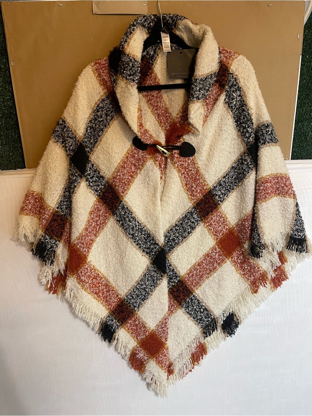 Marc New York Plaid Poncho Cape One Size Ivory Rust Black NWT